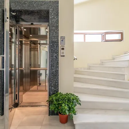 Libre Apartment *